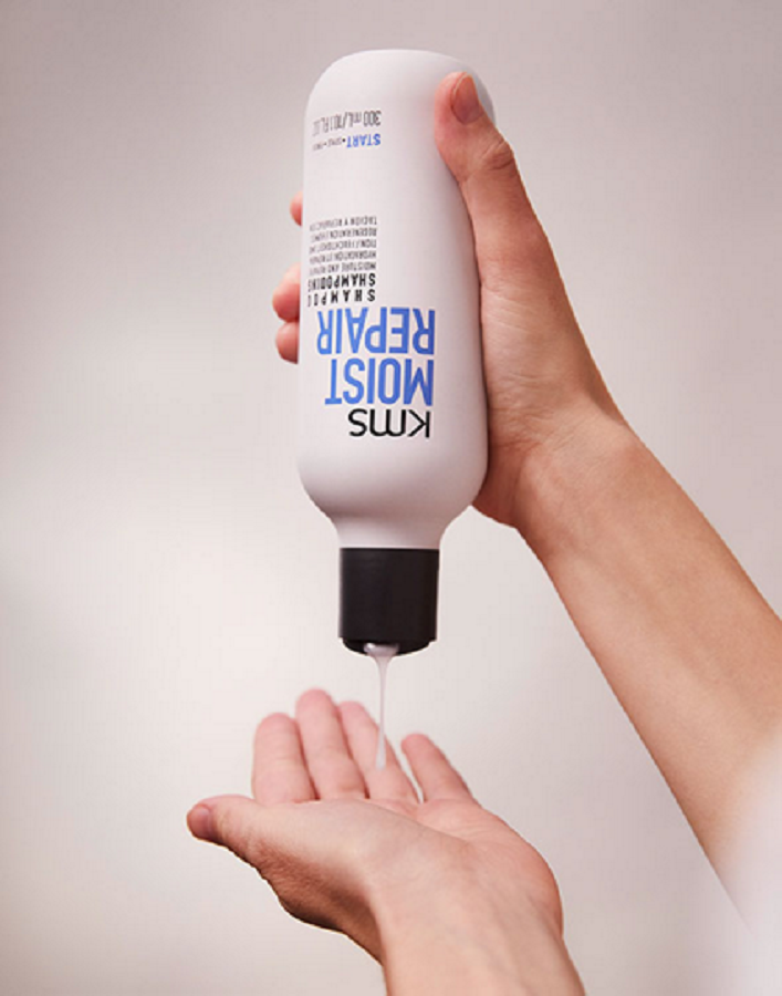 KMS Moistrepair Shampoo 300ml KMS Moistrepair Shampoo 300ml